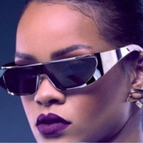 Dior and Rihanna Collab Sunglasses - Picture 2 of 5